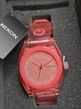 Nixon Coral Transparent Time Teller Medium